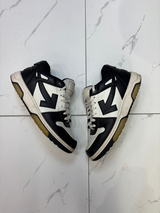 Off-White Black/White Used With No Box