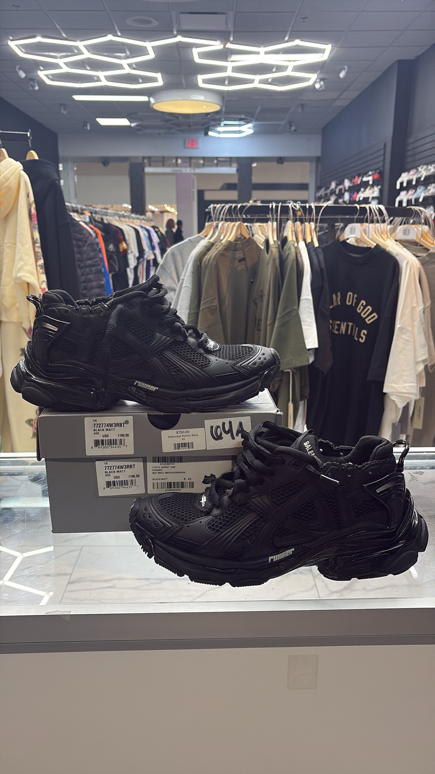 USED Balenciaga Black Runners