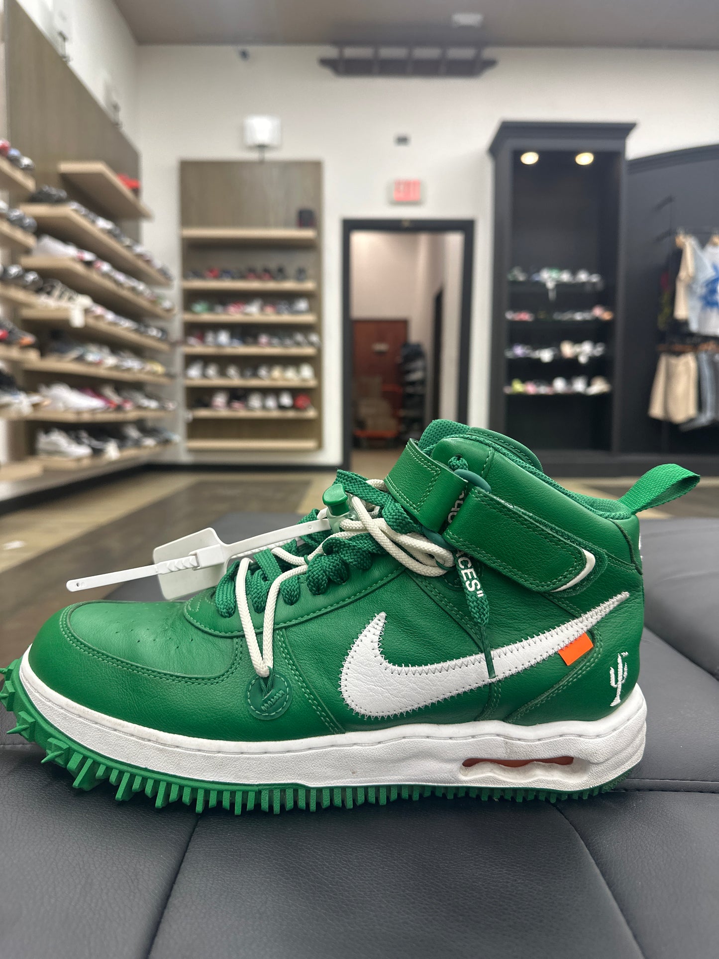 Green Off white Sneaker