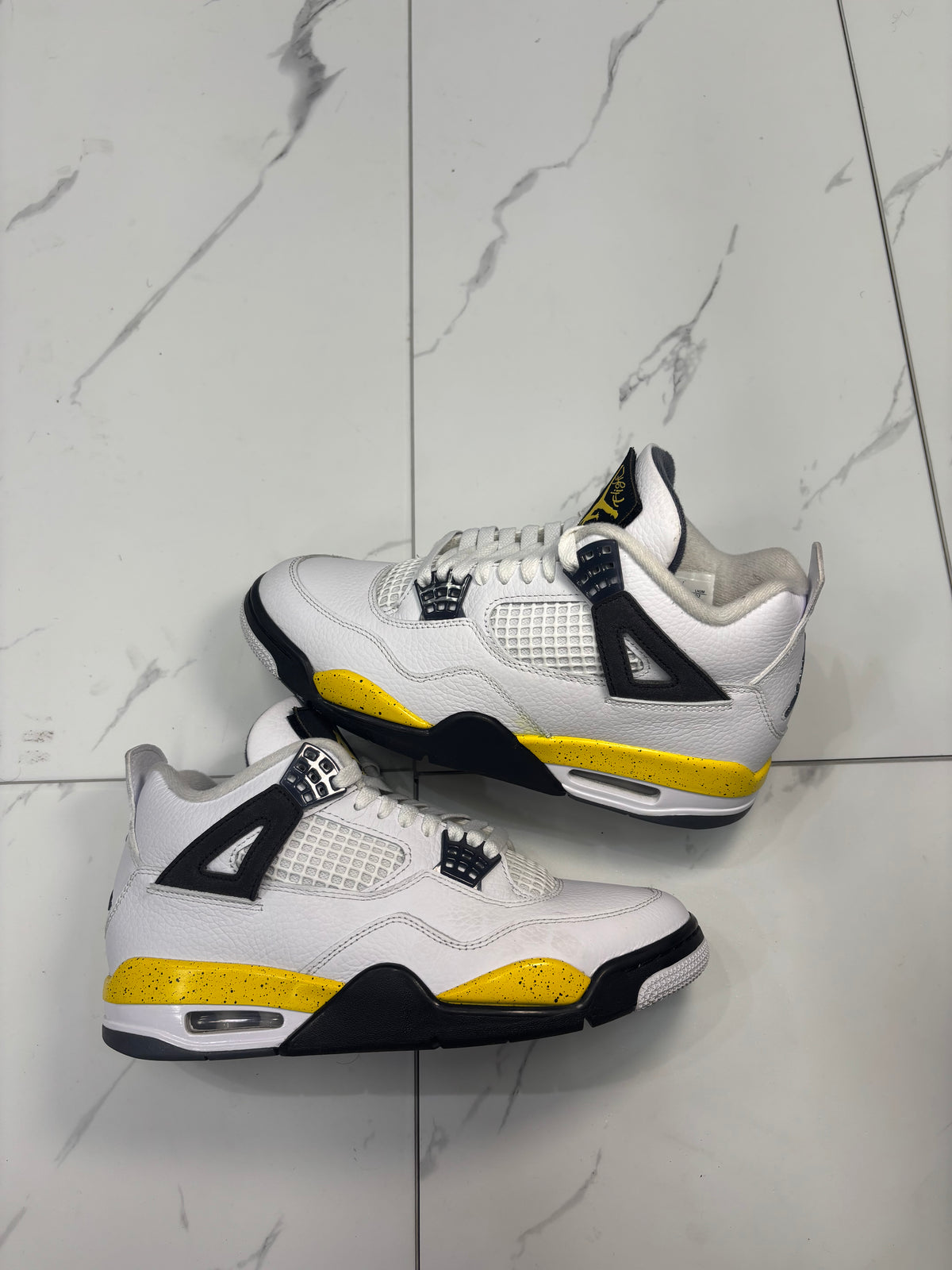 Jordan 4 Retro "Tour Yellow" Used With Box