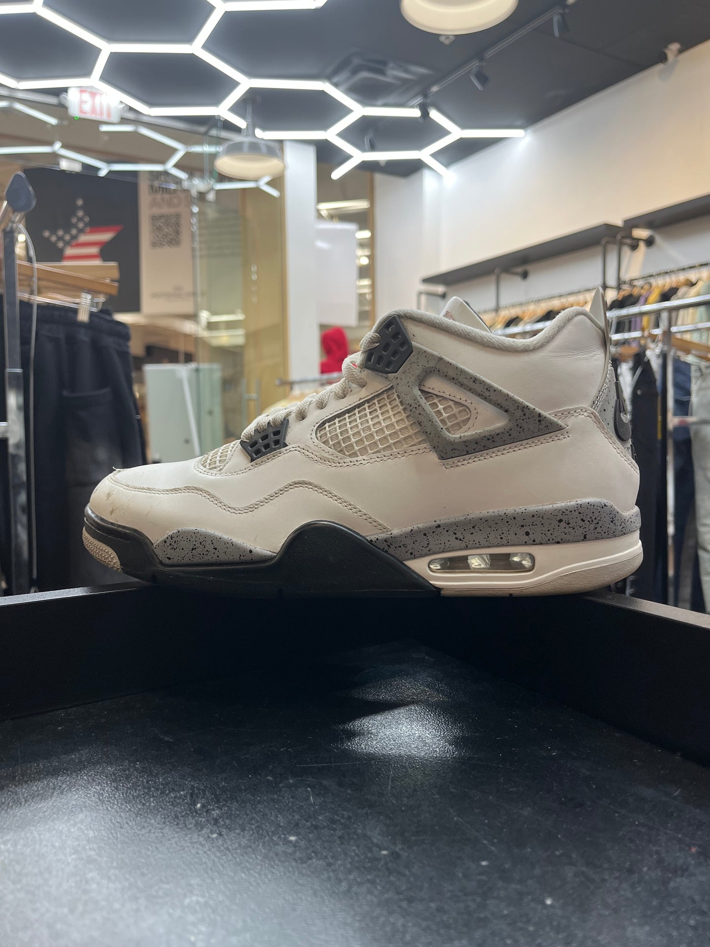 Jordan 4 “White Cement” Used No box