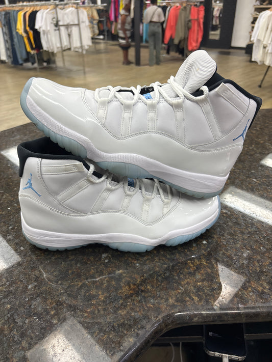 Jordan 11 legend blue used no box