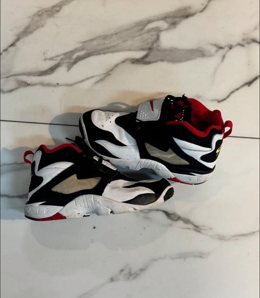 Diamond turf