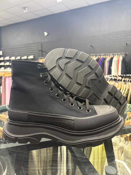 Alexander McQueen Slick Boot ‘Black’ PRE-OWNED NO BOX