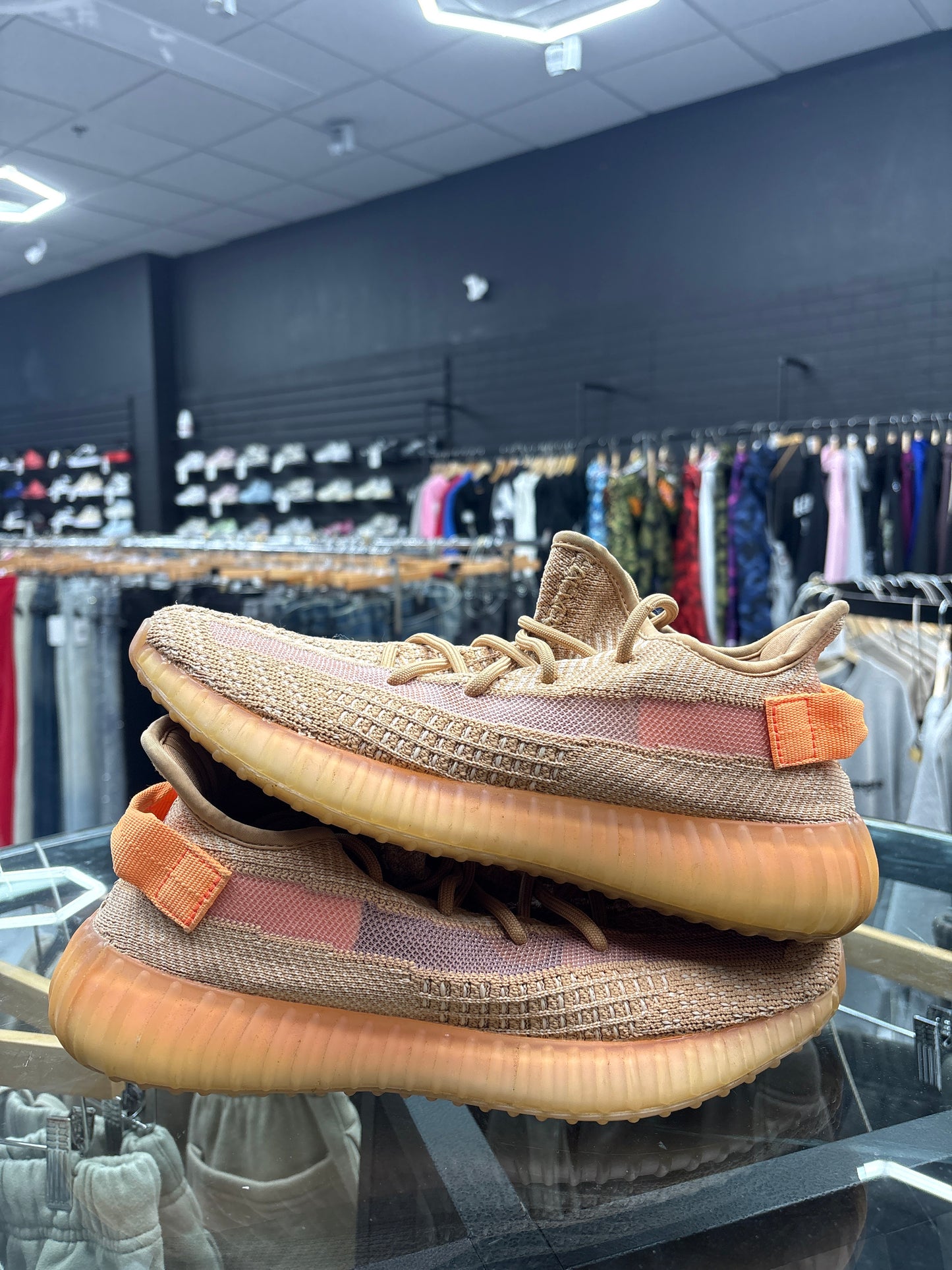 Yeezy 350 V2 Clay USED NO BOX