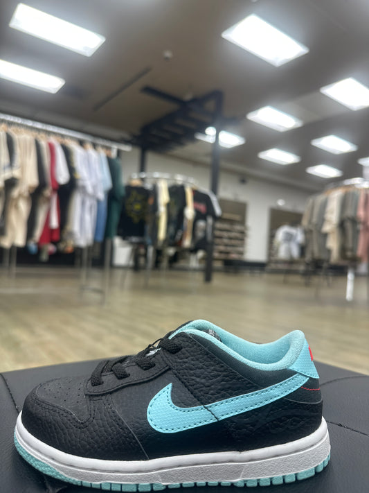 Nike dunk lo barbershop TD