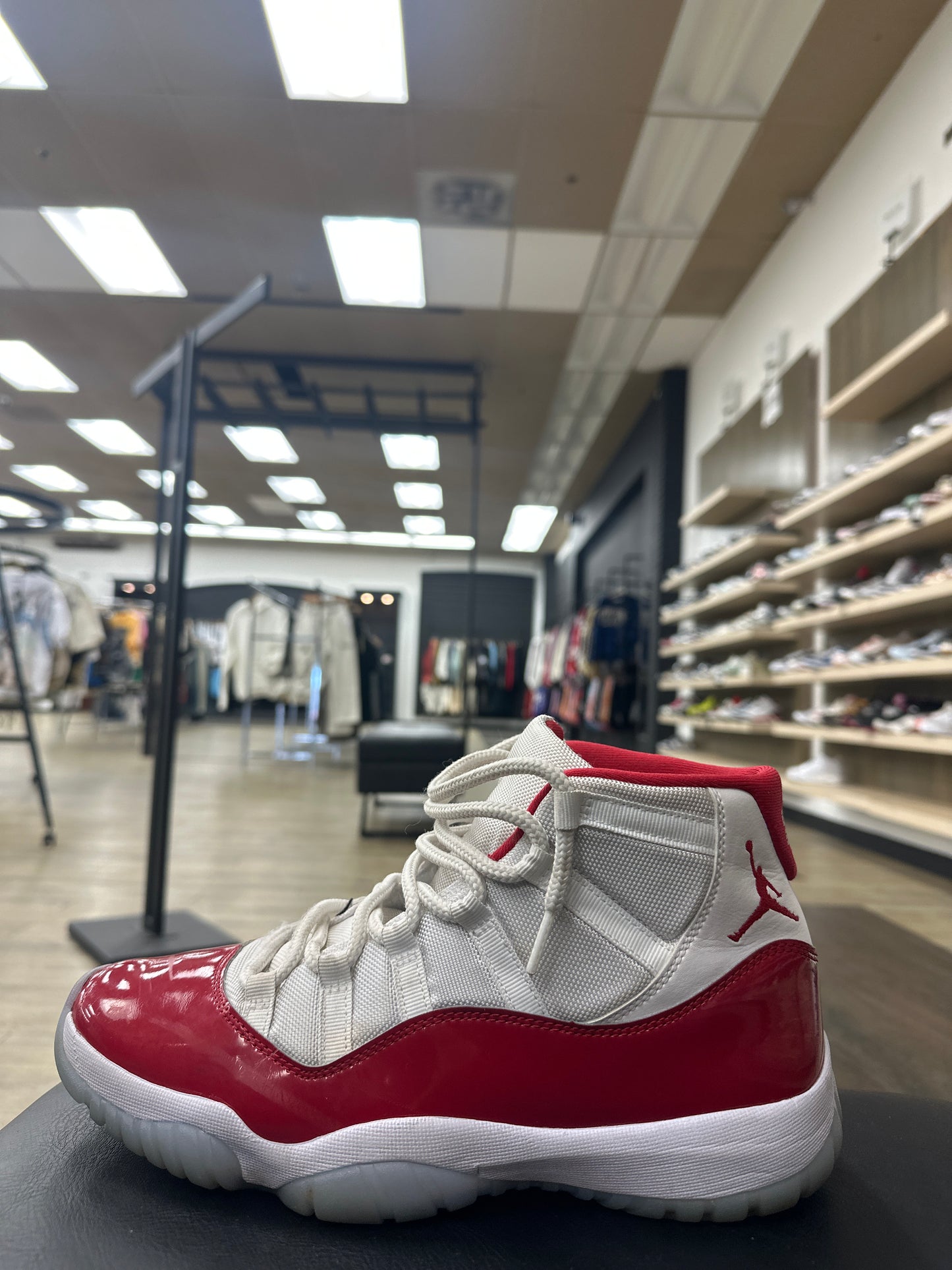 Jordan 11 Cherry Used
