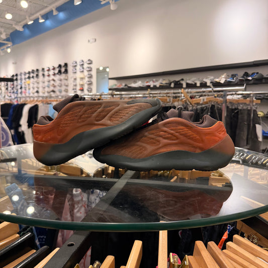 Yeezy 700 V3 copper fade used no box