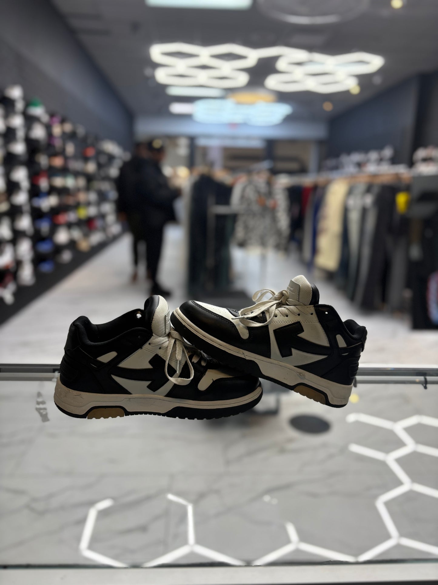 Off-White ‘Out Of Office’ USED NO BOX