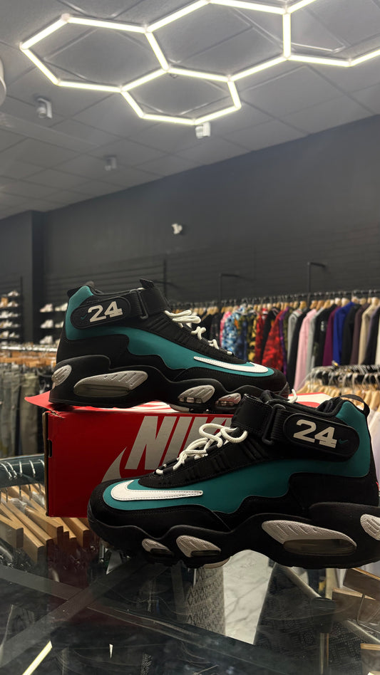 Nike Griffey freshwater USED WITH BOX