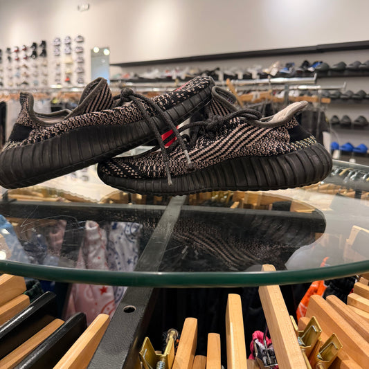 Yeezy Boost 350 V2 Yecheil Used no box, no soles