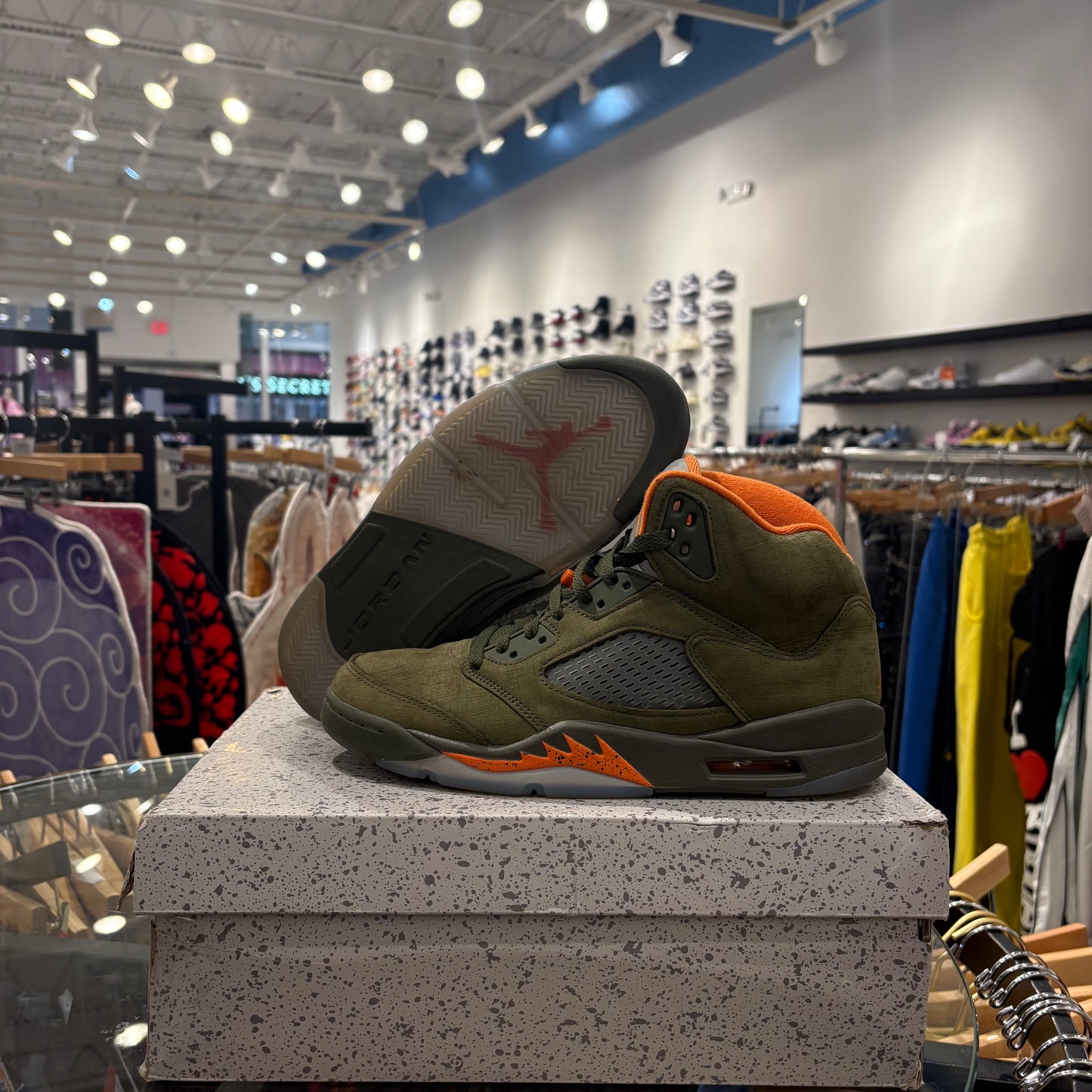 Jordan 5 Olive USED W BOX