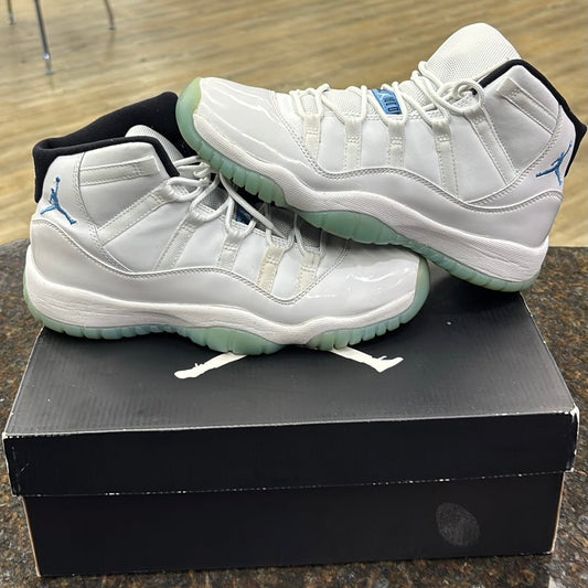 Jordan 11 Legend Blue