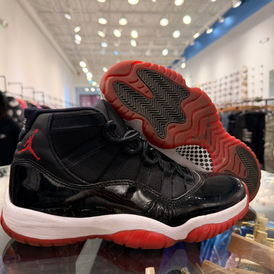 Air Jordan 11 Retro 'Bred' 2019 Used no Box