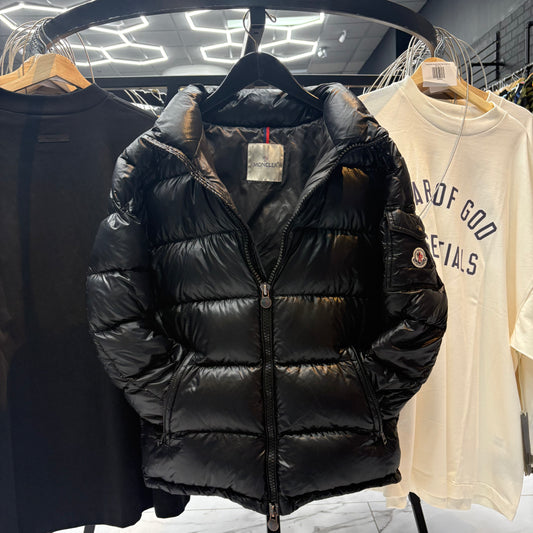 Moncler Puffer PRE-OWNED