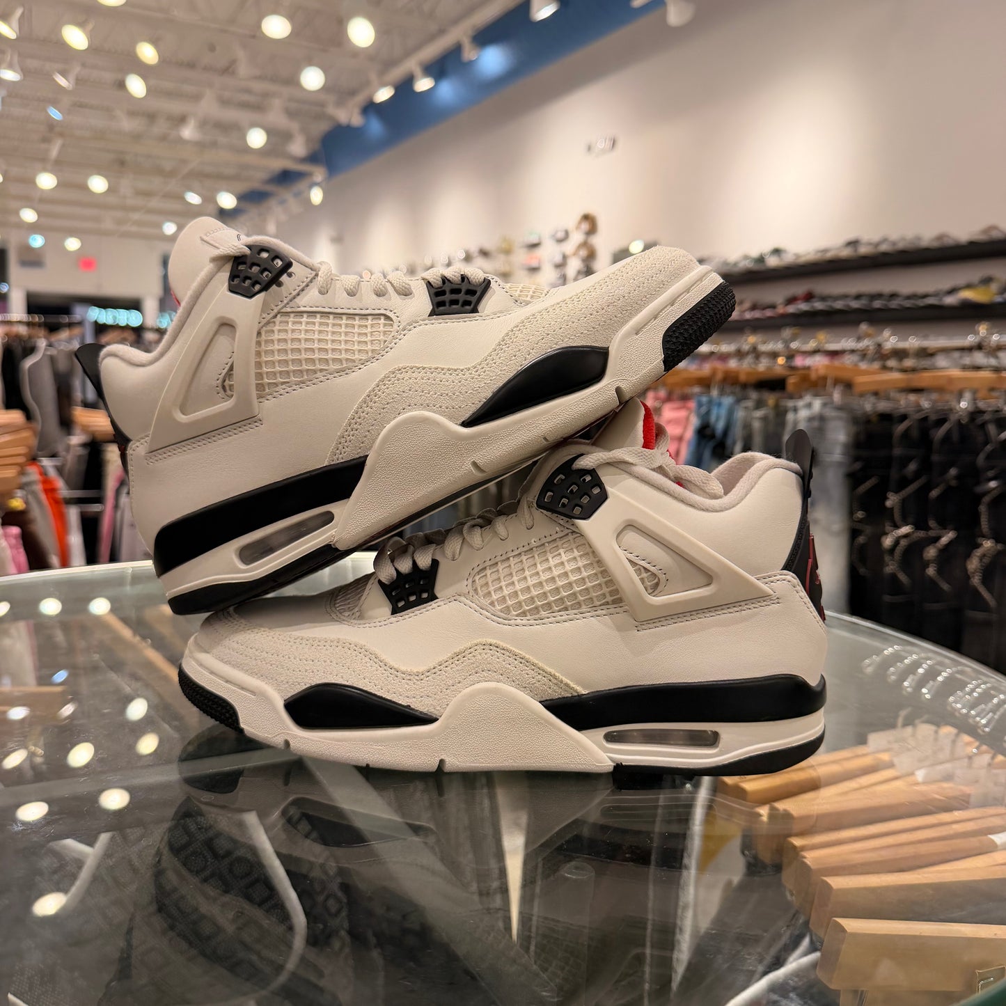 Jordan 4 Flight Club VNDS NO BOX