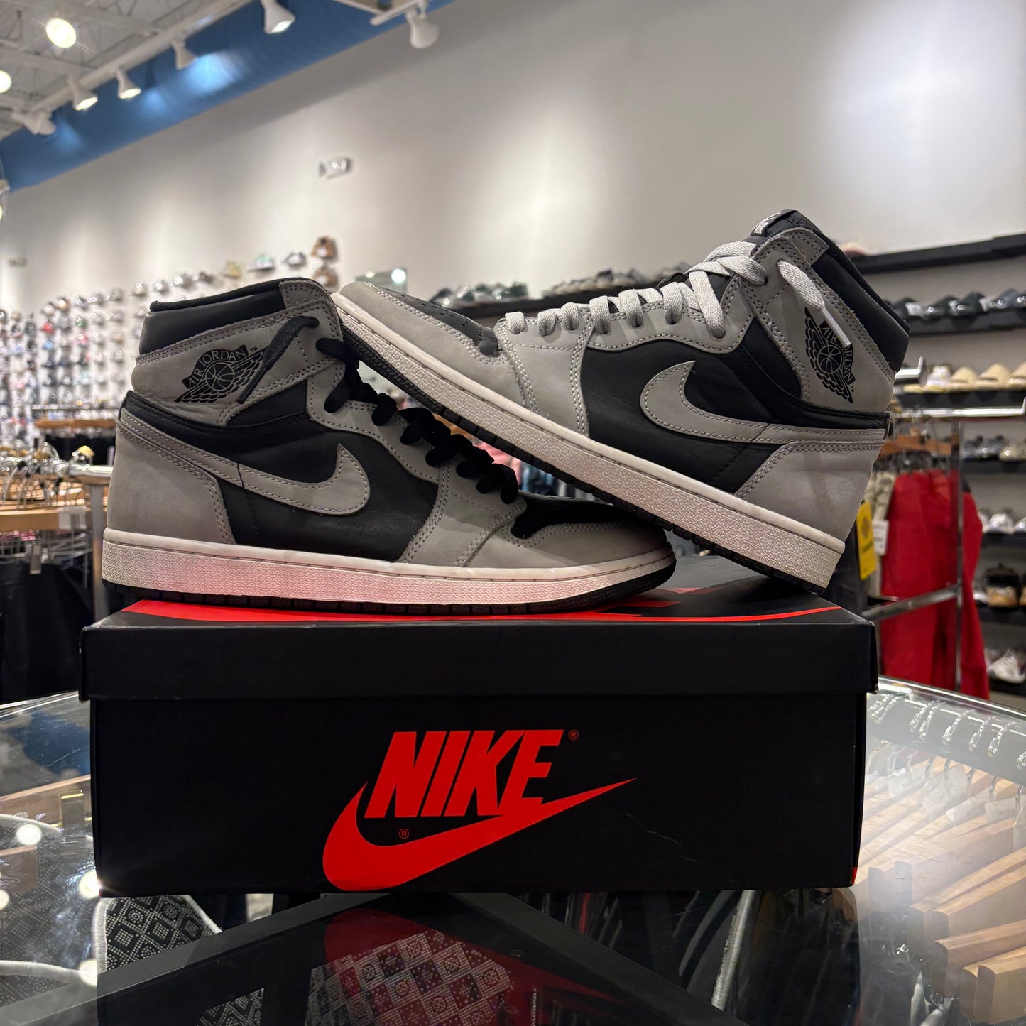 Used Jordan 1 Retro High OG”Shadow 2.0” with box