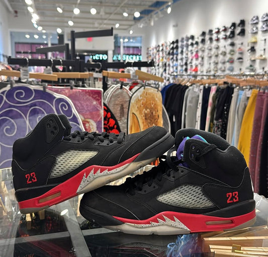 Jordan 5 what the Used No box