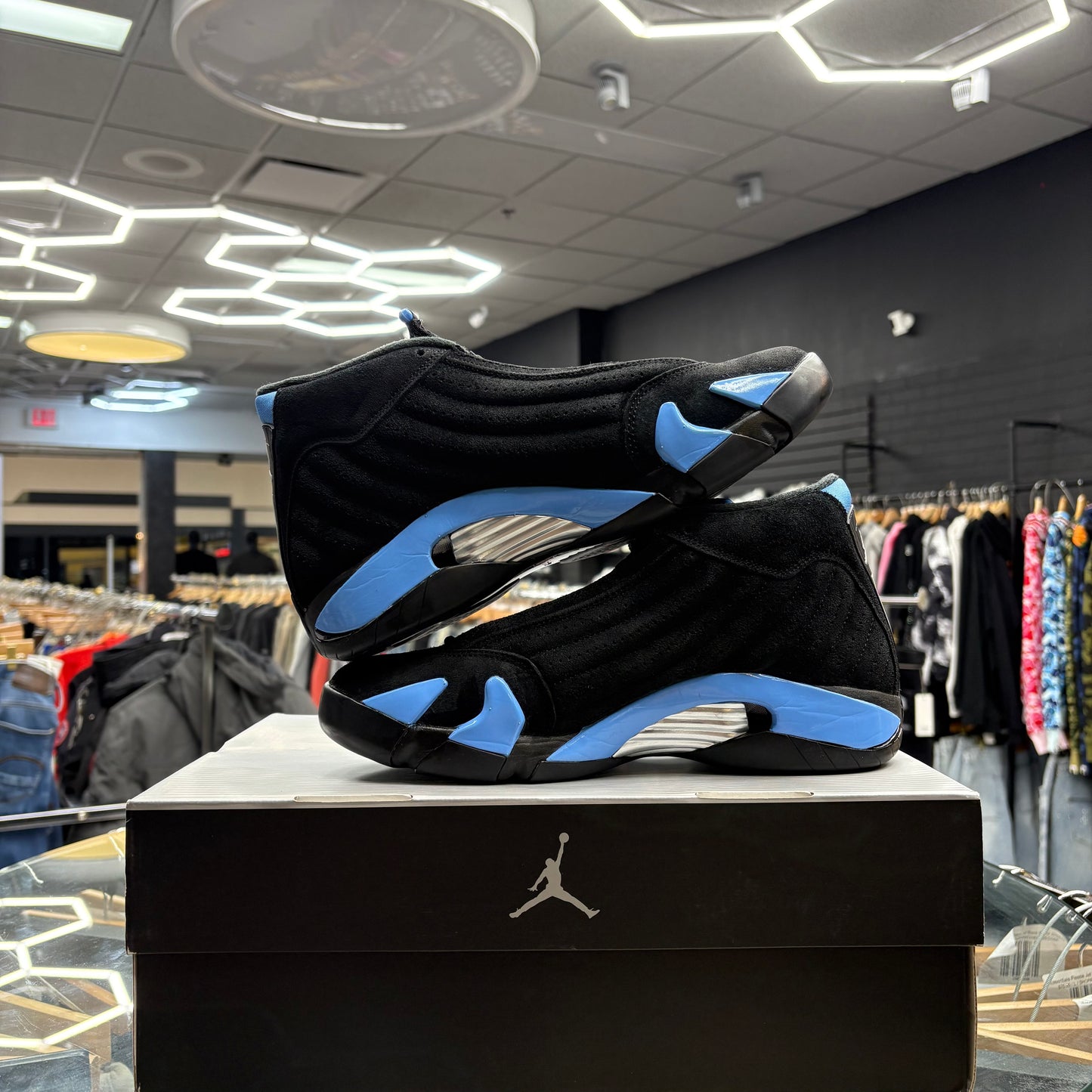 Jordan 14 University Blue USED W BOX