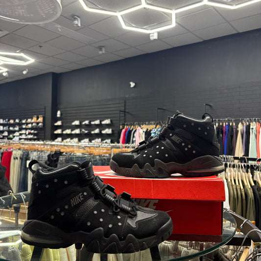 Nike CB Triple Black USED W BOX