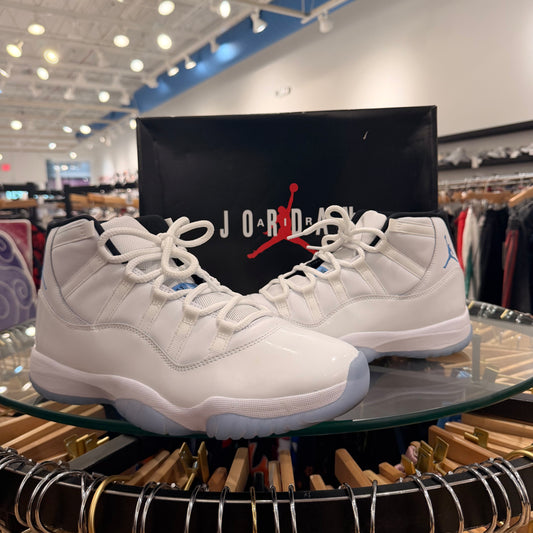 Jordan 11 ‘Legend Blue’ VNDS W BOX