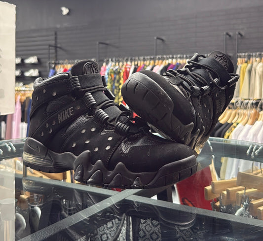 Nike Air Barkley “Triple Black” USED NO BOX
