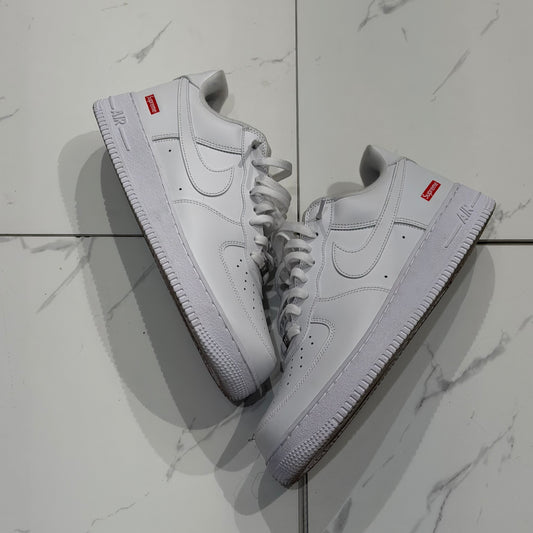 Nike Supreme White Air Force One Used no Box