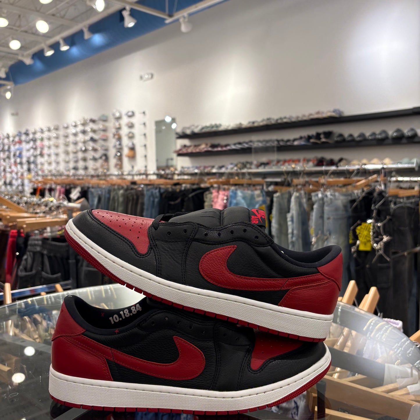 Jordan 1 Low Banned No Box Brand New