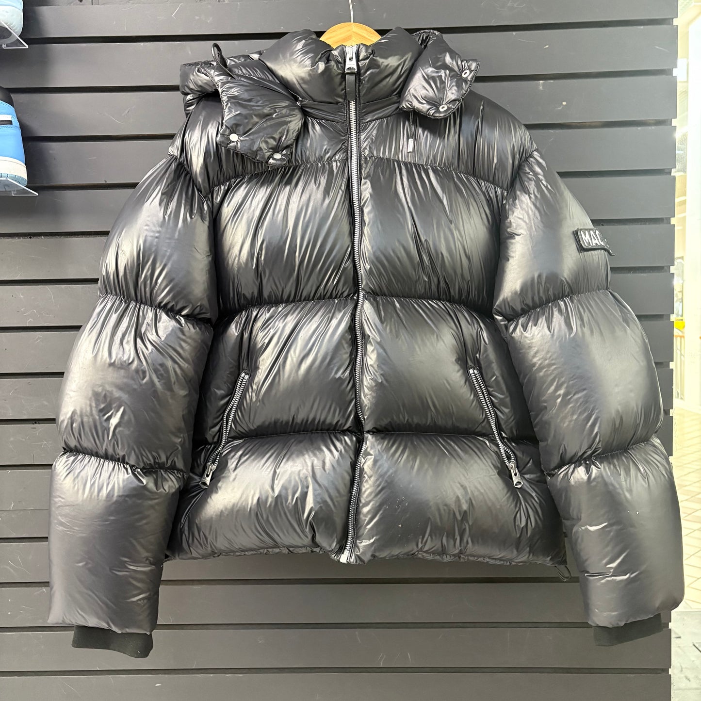 Used Mackage “KENT-GLO”