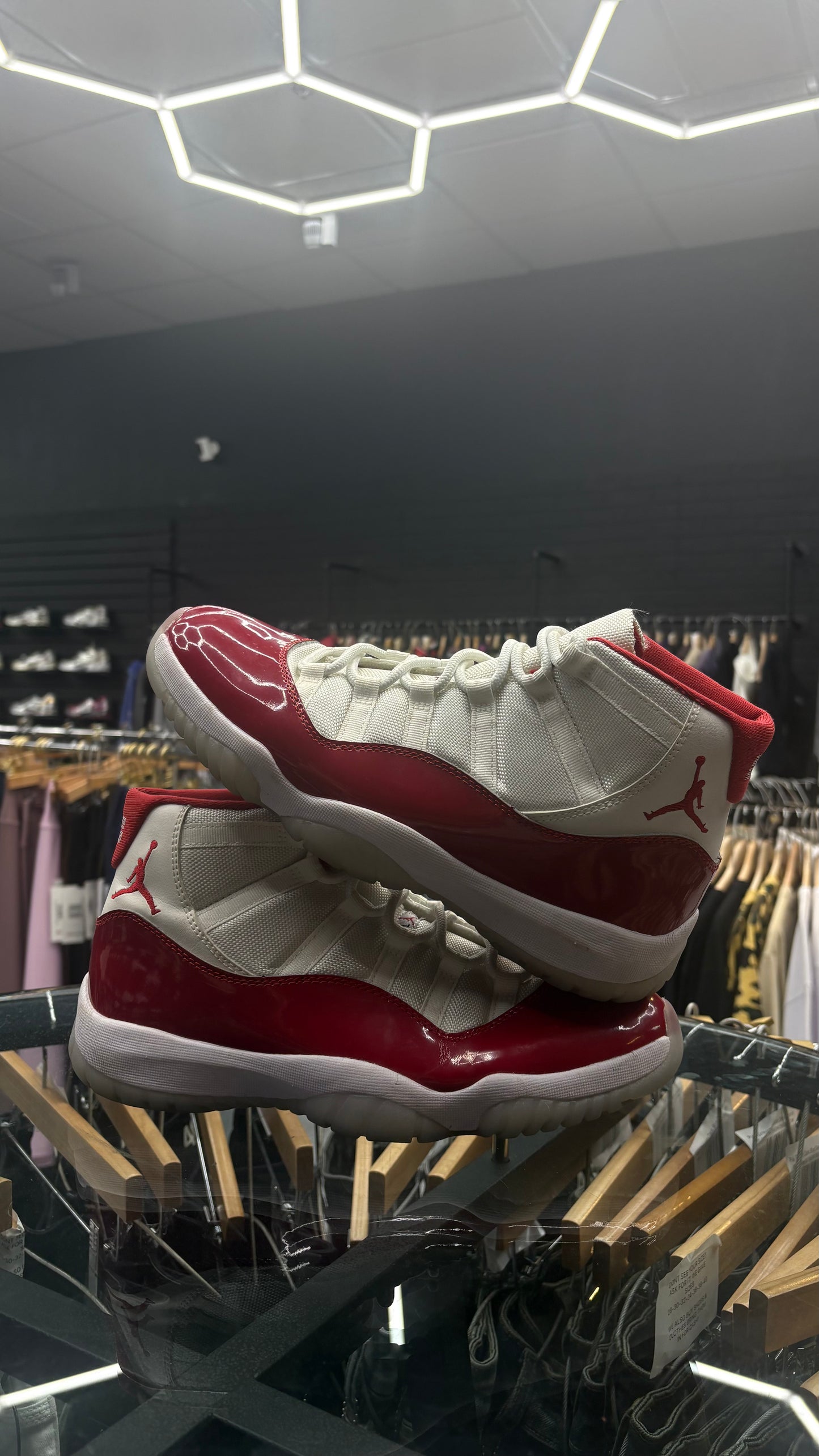 Jordan 11 Cherry USED NO BOX