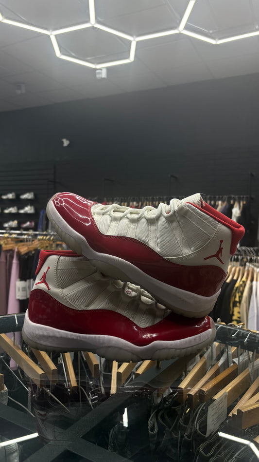 Jordan 11 Cherry USED NO BOX