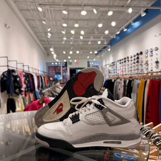 Jordan 4 ‘White Cement’ USED NO BOX