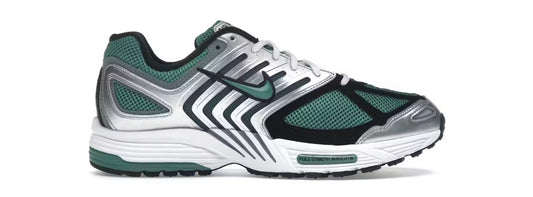 Nike Air Peg 2K5
Metallic Silver Bicoastal