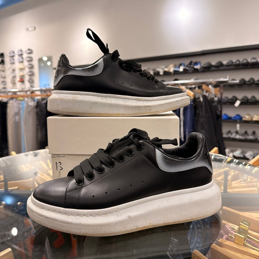 Alexander McQueen Used “Faded Heel”