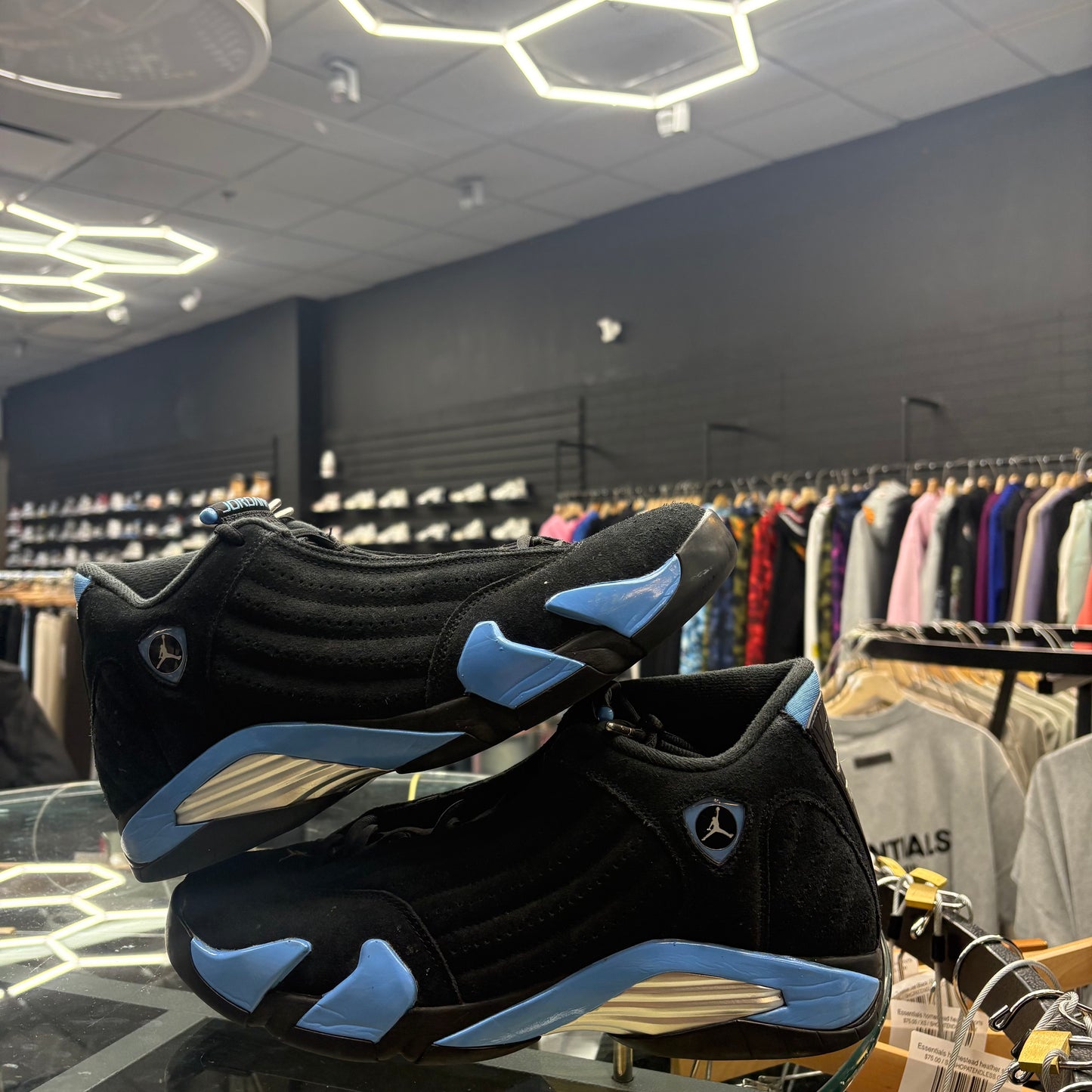Jordan 14 ‘UNC’ USED NO BOX