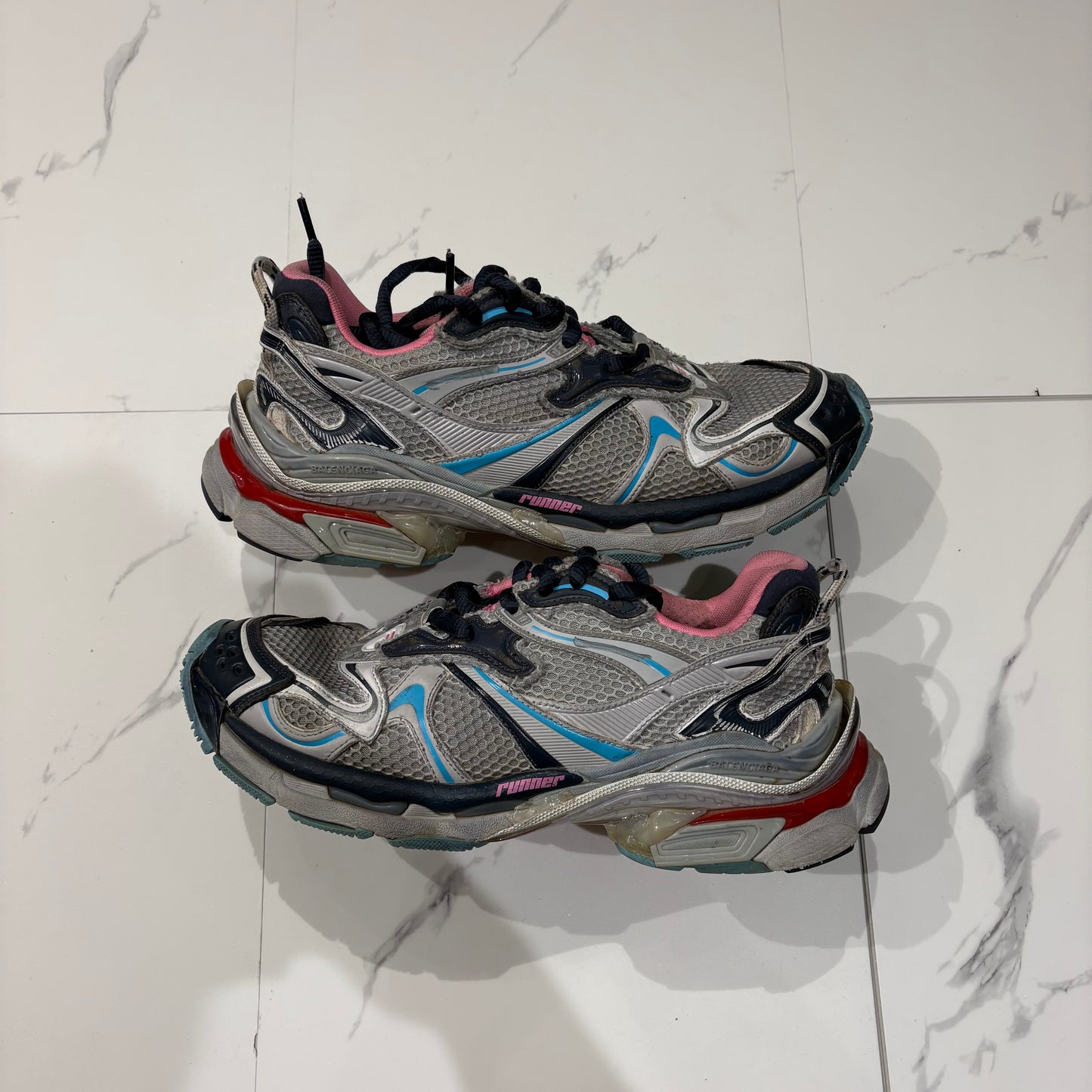Balenciaga Runner 2.0 Grey Blue Pink Red Used No Box