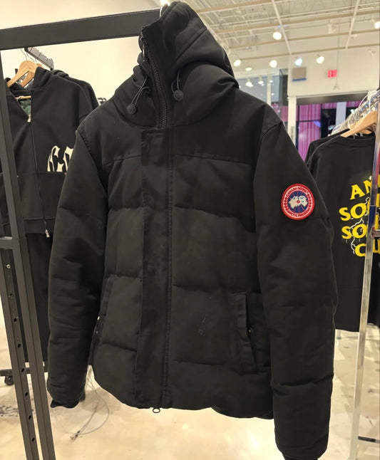 Canada Goose Old Gen Pre-Owned
