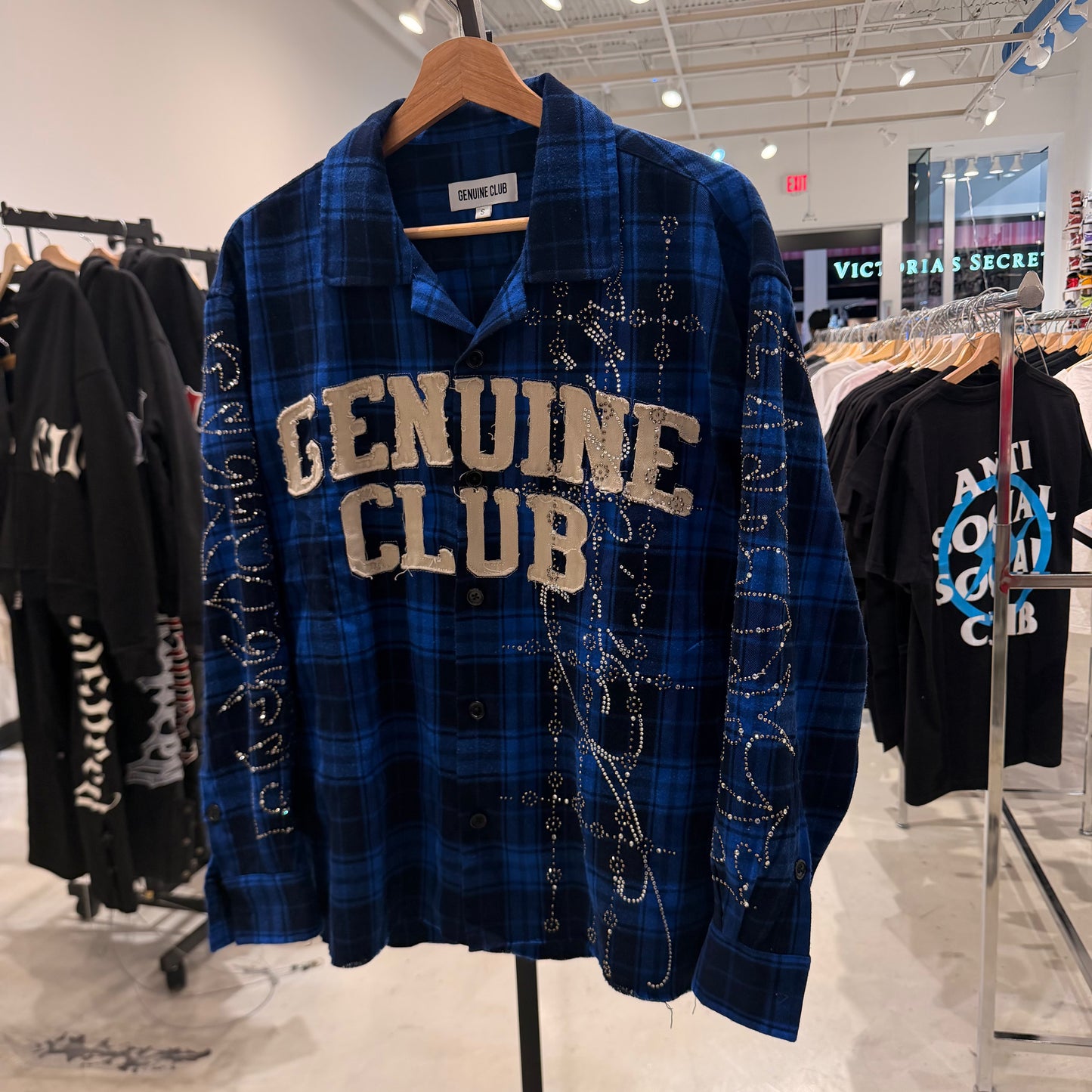 Genuine Club Flannel Rhinestone Pre-Owned