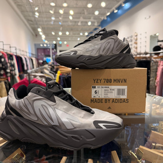 Yeezy 700 MNVN Used With Box