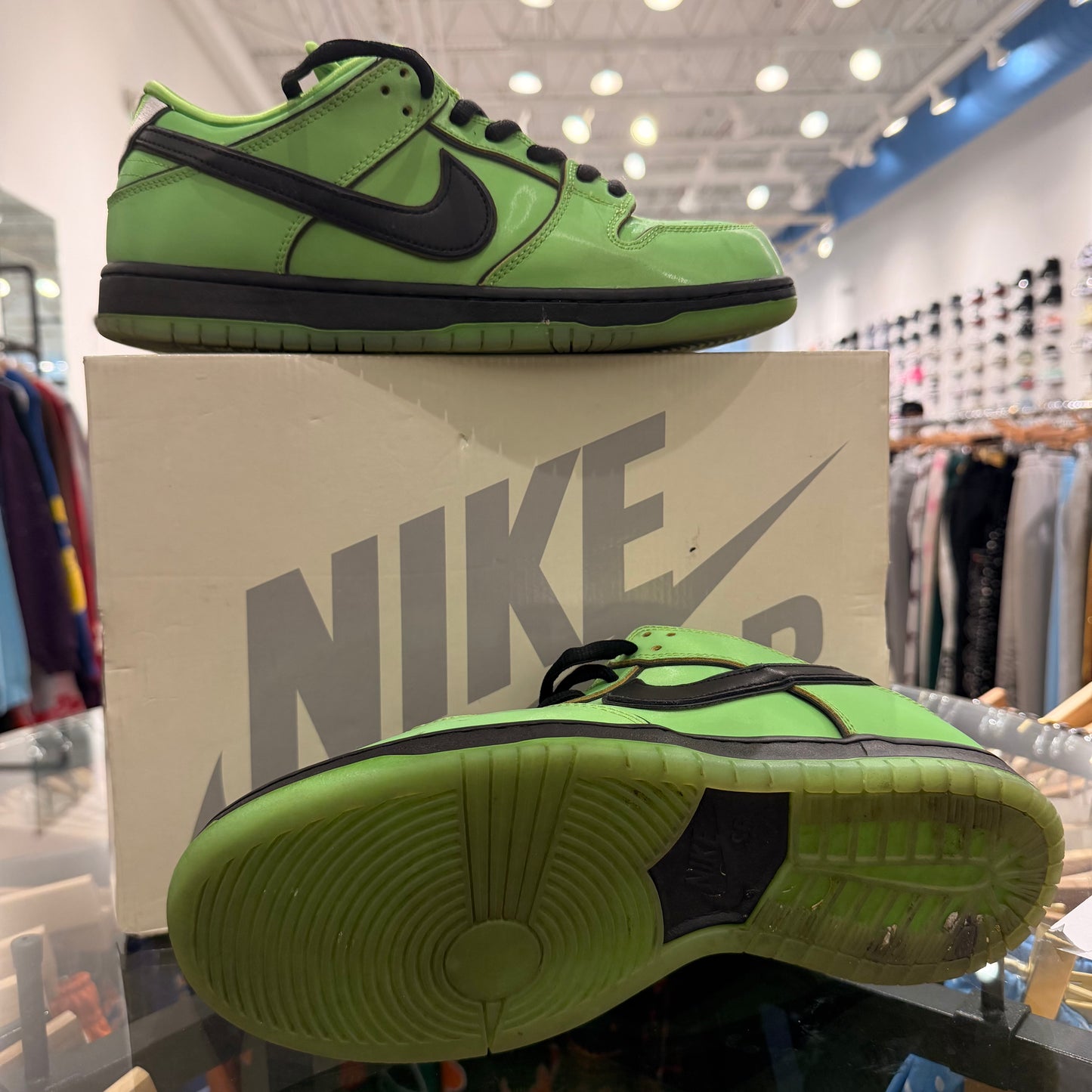 Nike SB Dunk Low The Powerpuff Girls Buttercup Used With Box