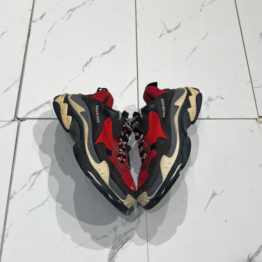 Balenciaga Triple S USED NO BOX