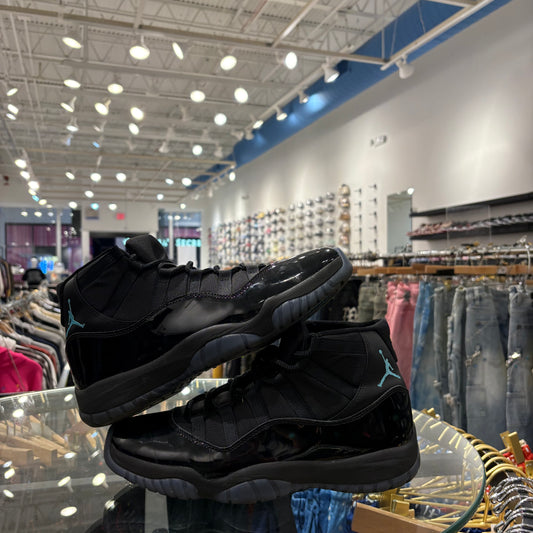 Jordan 11 Gamma USED NO BOX