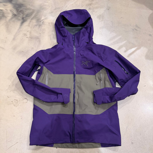 Arc’teryx SABRE JACKET  Pre Owned