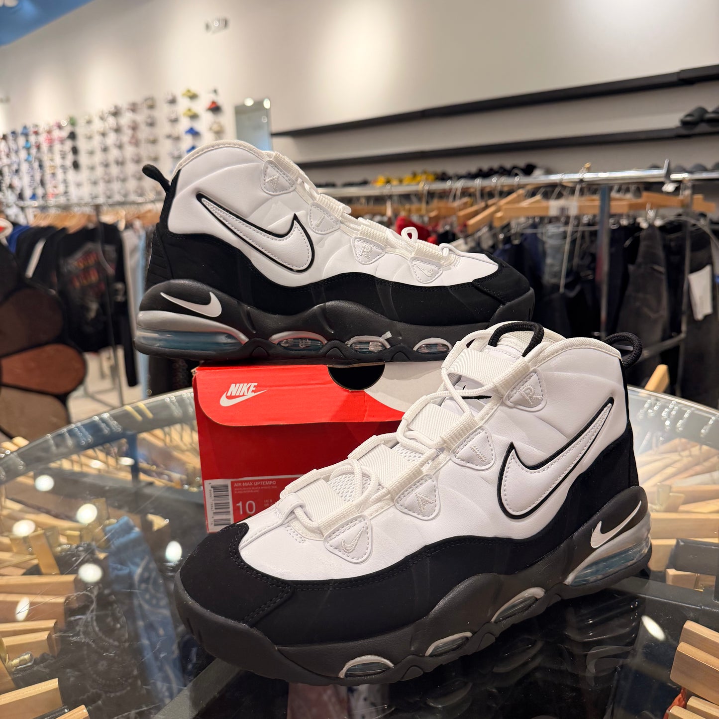 Nike Uptempo White Black Teal Used