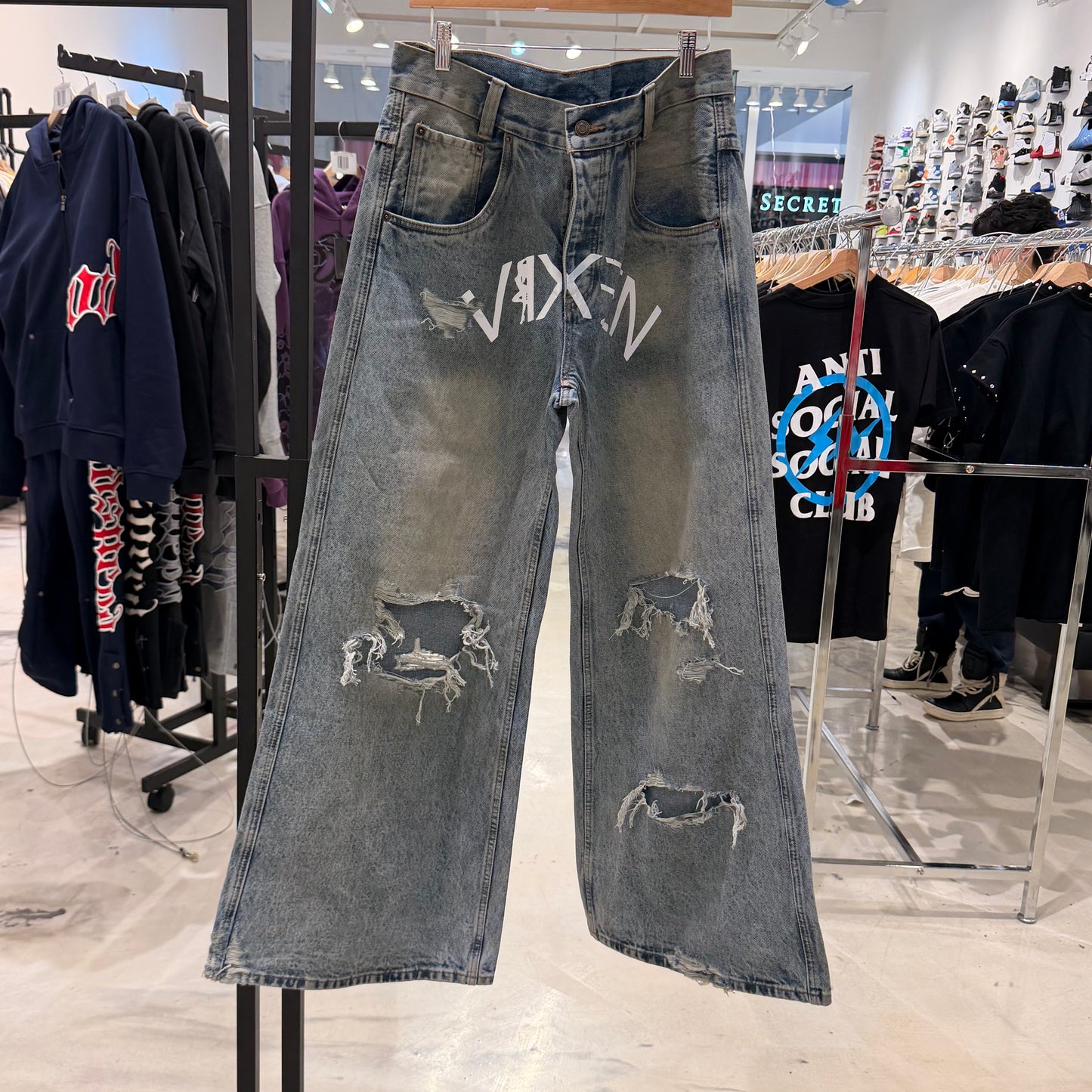 Vixen Jean