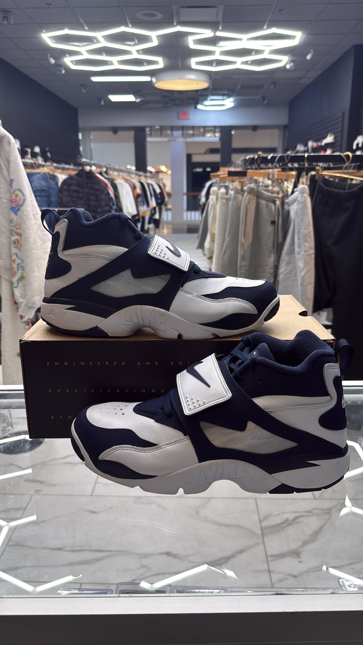 Nike Diamond Turf Cowboy USED W BOX