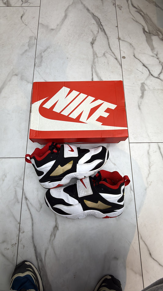 Nike Diamond Turf Falcon USED W BOX