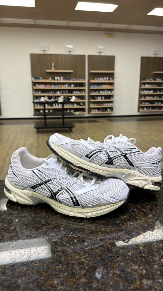 ASICS Cloud Grey Used No Box