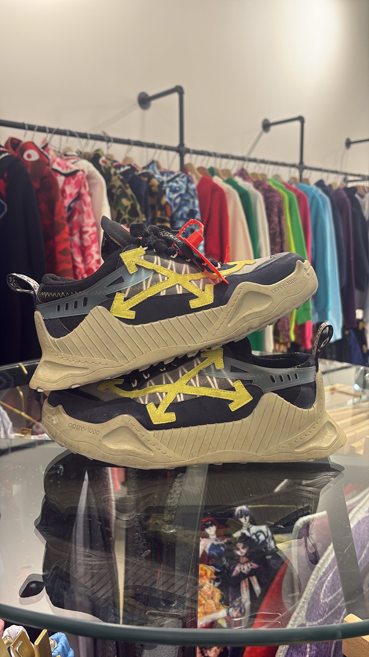 OFF-WHITE ODSY-1000 Olive Green Black USED