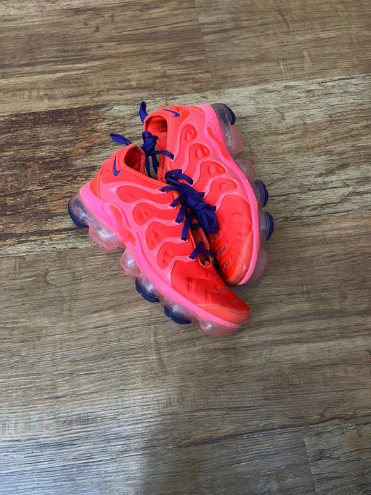 Vapormax plus bright crimson pink blast pre-owned